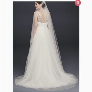 David’s Bridal Cathedral Length Veil- Ivory